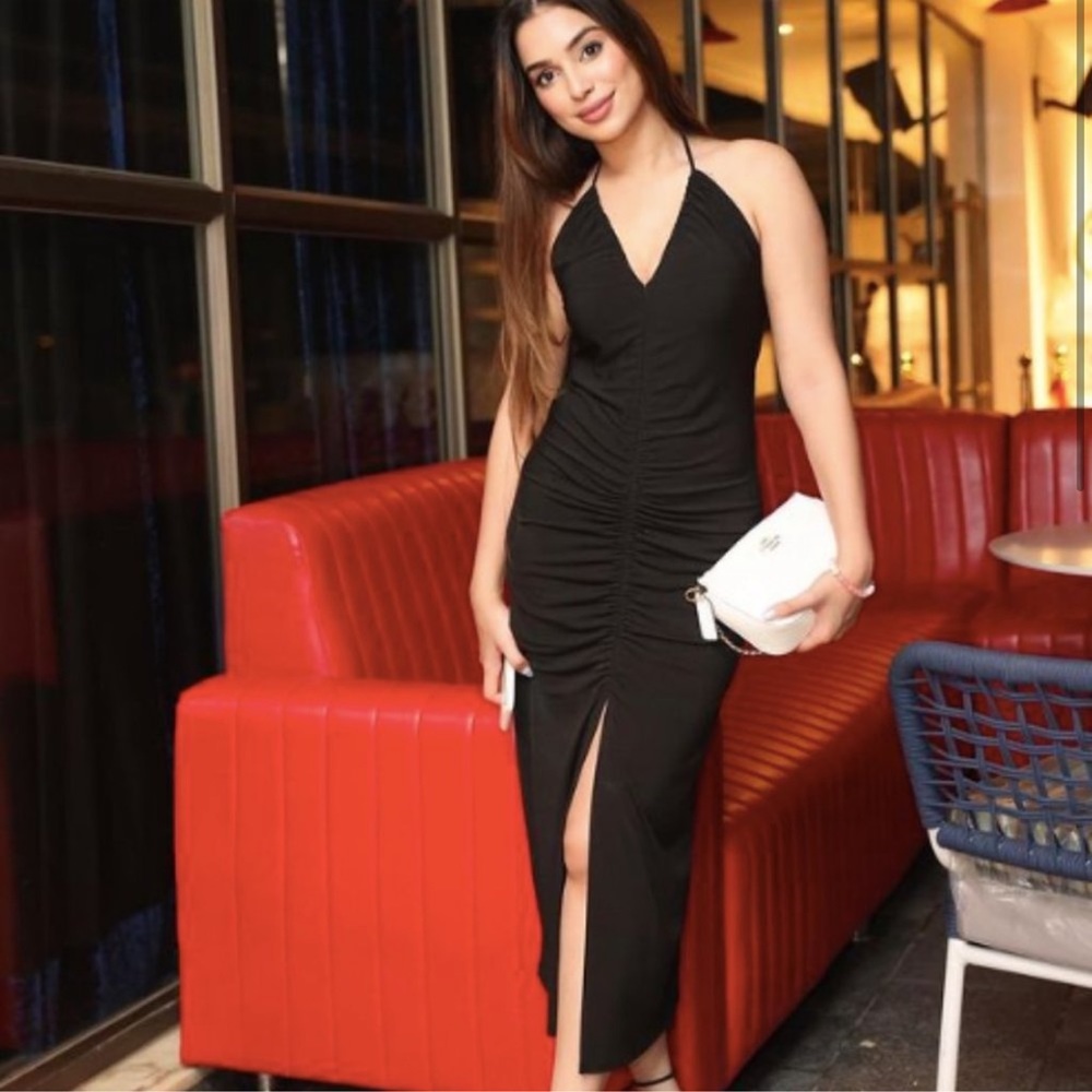 ZARA Long Maxi Dress Black Zara Black Ruched with Slit - Large
